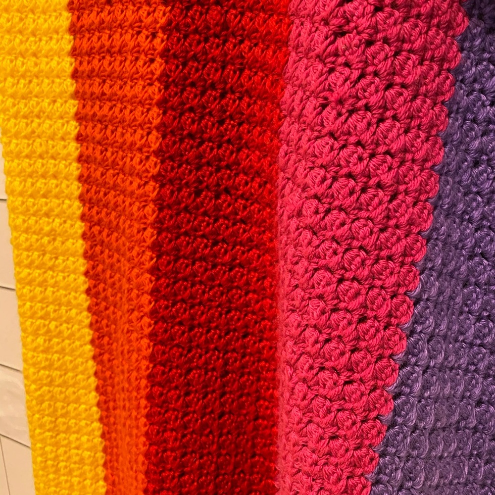 crochet throw - Picture 4 of 5